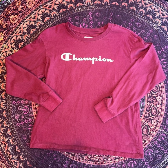 Champion Red Long Sleeve Tee Casual Athletic - Picture 1 of 5